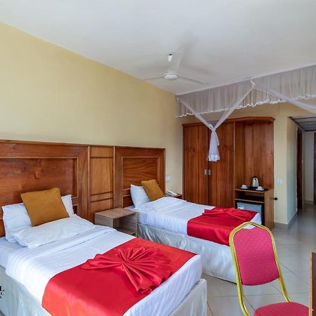 Pulickal Airport Hotel Entebbe Exterior photo