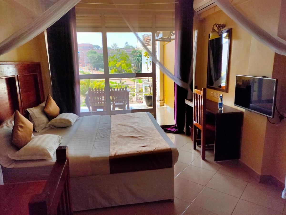 Pulickal Airport Hotel Entebbe Exterior photo