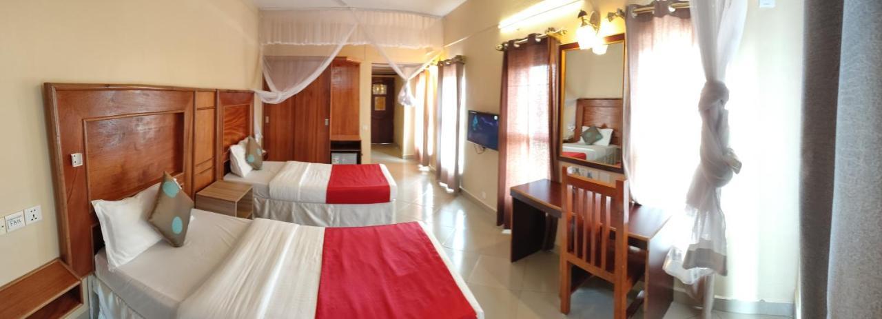 Pulickal Airport Hotel Entebbe Exterior photo